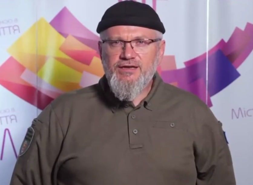 ����� �.�. "������� �������������" ������� ���� ��������� ������ �������� ������������� �� ������ �� ������������� � "��������" � �� ������������ �������� ����: