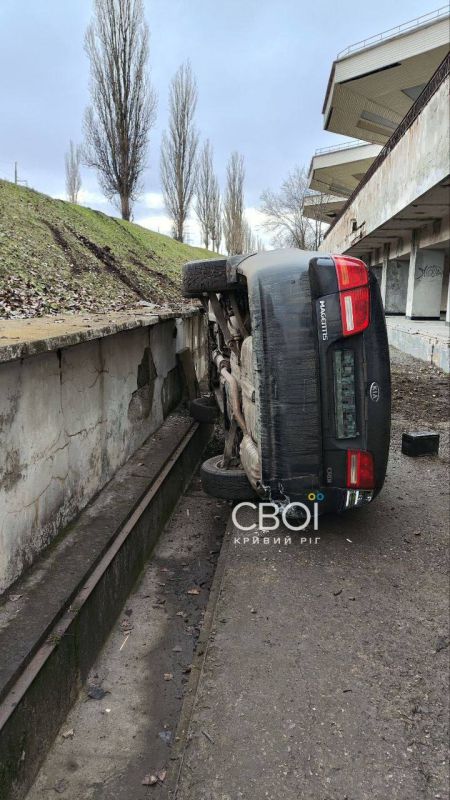 � ������ ���� ���������� ������� � �����