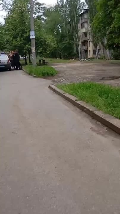       ,     