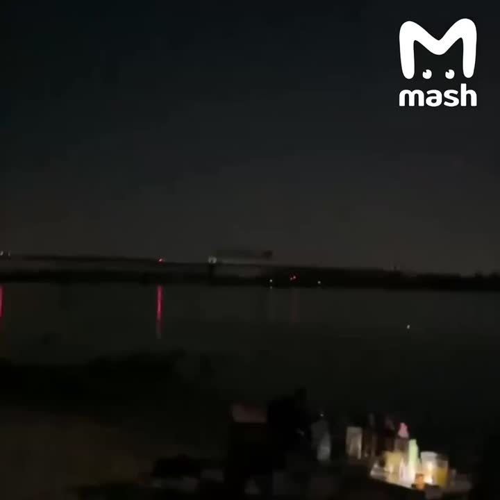 ВС РФ с часу ночи проводят одну из самых массированных атак дронов по тылам ВСУ, объектам ВПК и аэродромам