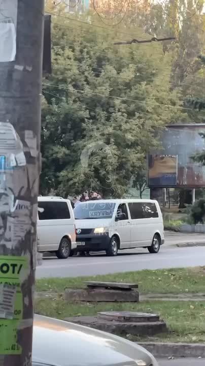           ,    