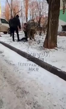 Могилизация в Кривом Роге, в этот раз "добровольцу" повезло, по статистике такое случается в 0,3% случаев