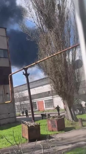 Чуть раньше баллистики несколько "Гераней" нанесли удар по Центральному горно-обогатительному комбинату в Кривом Роге